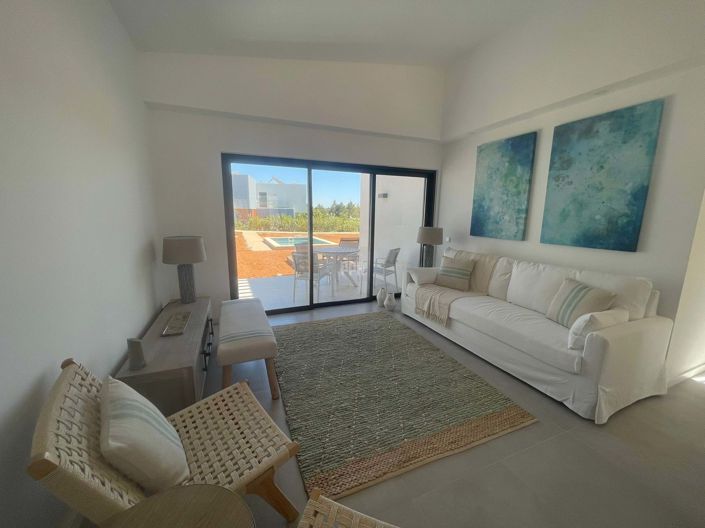 Image No.23-2 Bed Villa for sale