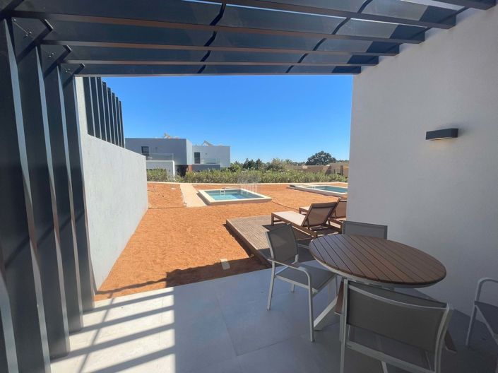 Image No.25-2 Bed Villa for sale