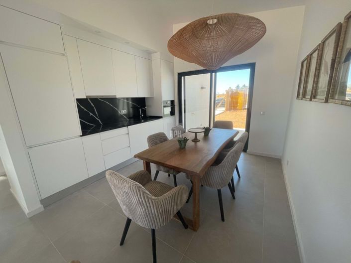 Image No.31-2 Bed Villa for sale