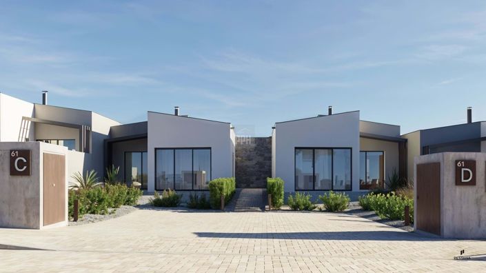 Image No.10-2 Bed Villa for sale