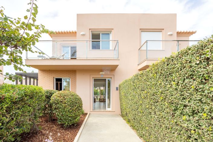 Image No.1-3 Bed Townhouse for sale