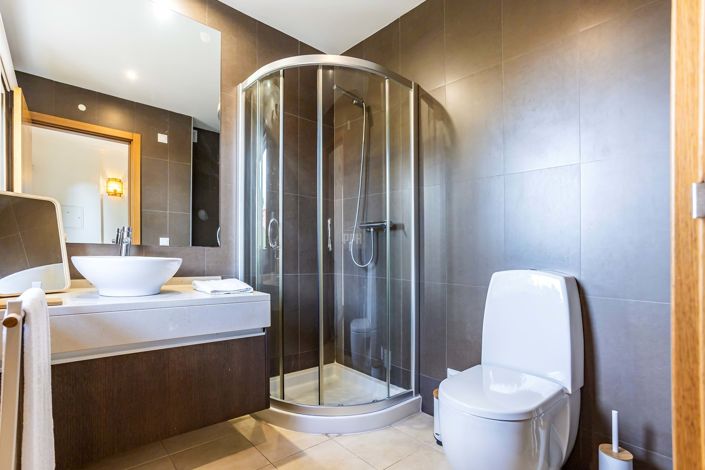 Image No.19-3 Bed Townhouse for sale