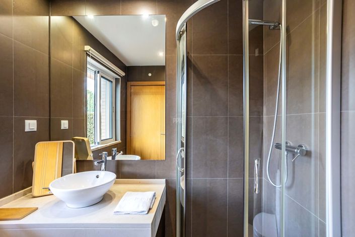 Image No.20-3 Bed Townhouse for sale