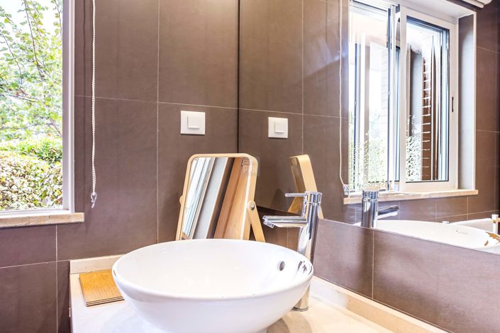 Image No.21-3 Bed Townhouse for sale