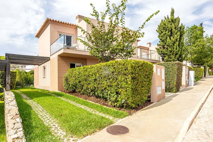 Image No.33-3 Bed Townhouse for sale