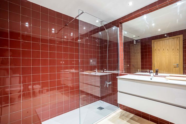 Image No.37-3 Bed Townhouse for sale