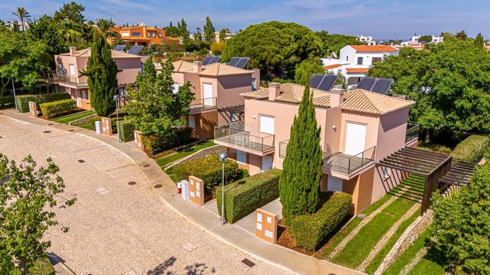 Image No.4-3 Bed Townhouse for sale