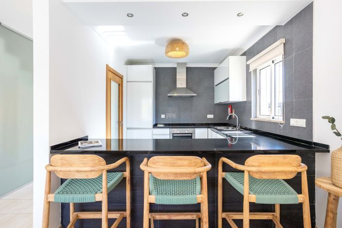 Image No.53-3 Bed Townhouse for sale