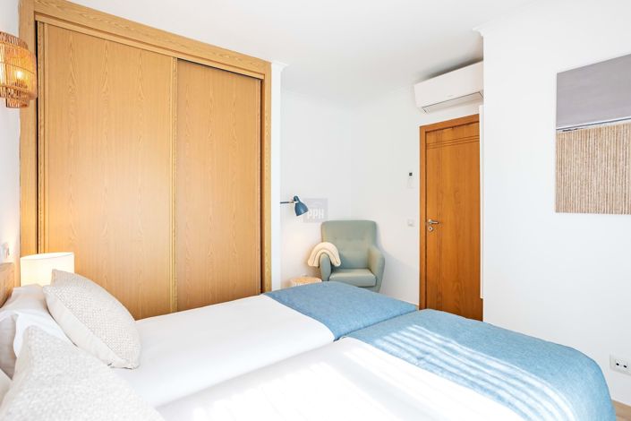 Image No.60-3 Bed Townhouse for sale