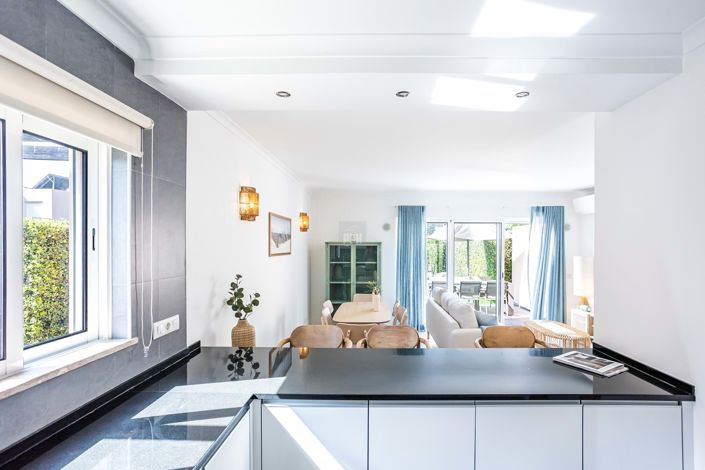 Image No.7-3 Bed Townhouse for sale