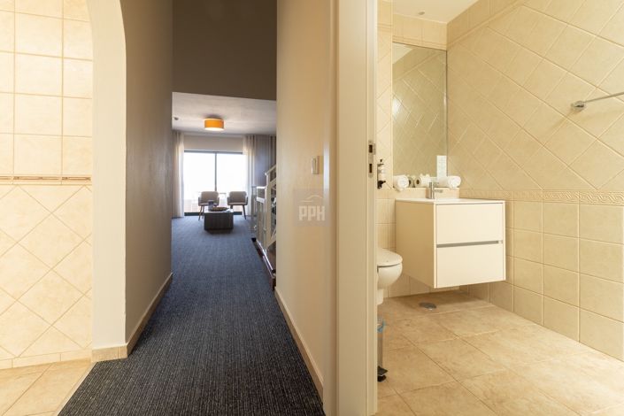 Image No.12-2 Bed Apartment for sale