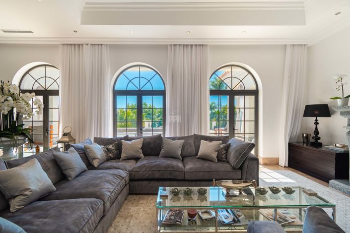 Image No.17-6 Bed Villa for sale