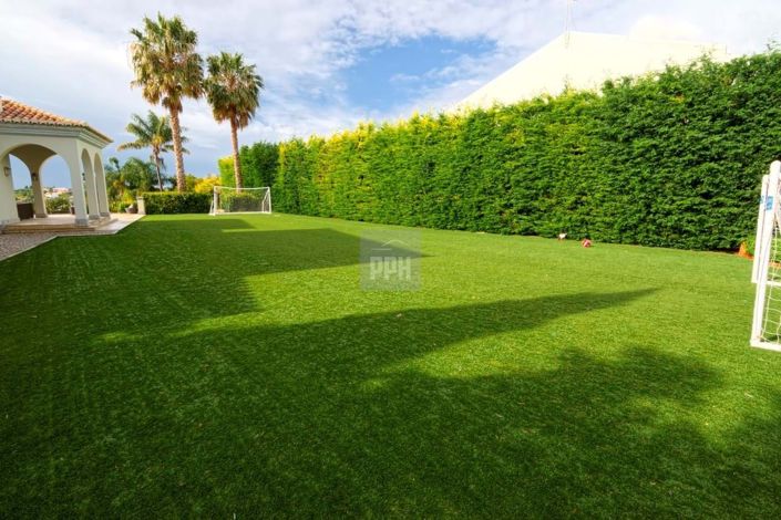 Image No.9-6 Bed Villa for sale