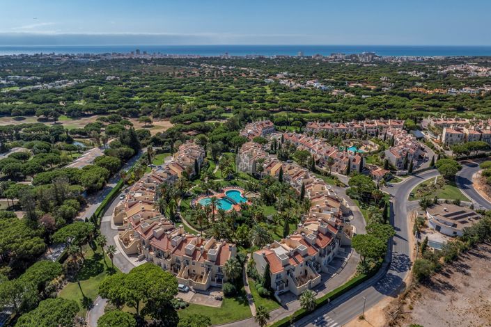 Image No.43-4 Bed Townhouse for sale