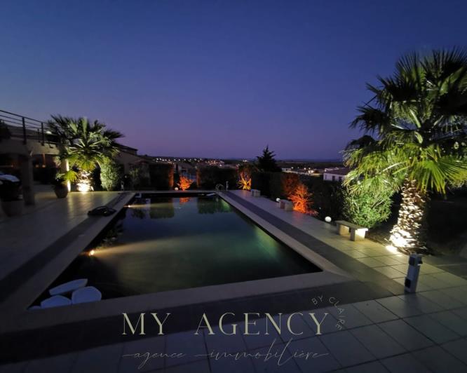 Image No.12-8 Bed Property for sale