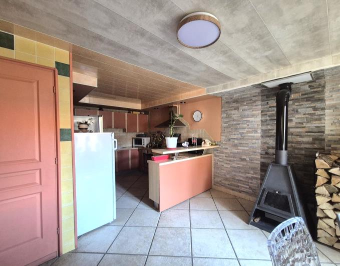 Image No.4-2 Bed Village House for sale