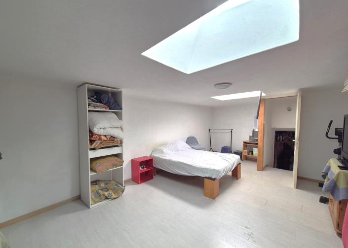 Image No.7-2 Bed Village House for sale