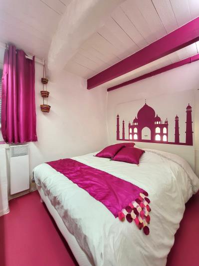 Image No.13-3 Bed Village House for sale