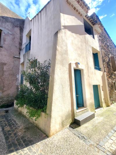 Image No.17-3 Bed Village House for sale