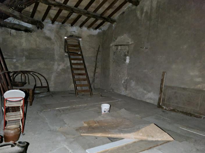 Image No.11-3 Bed Village House for sale