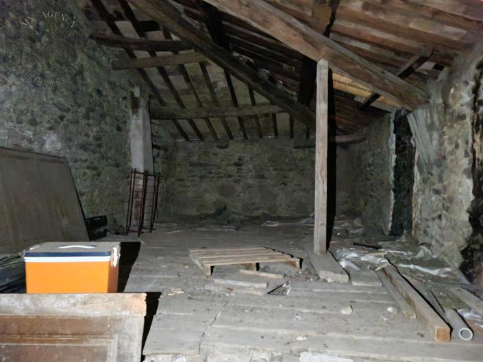 Image No.12-3 Bed Village House for sale