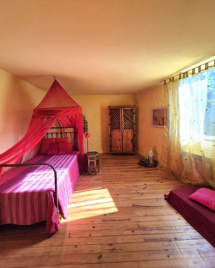 Image No.6-4 Bed Village House for sale