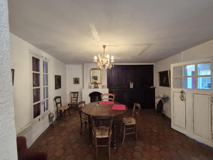 Image No.16-4 Bed Village House for sale