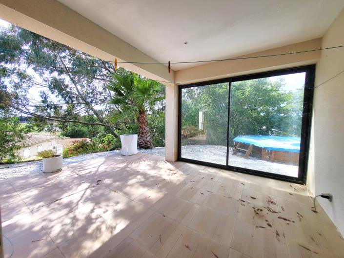 Image No.10-3 Bed Villa for sale