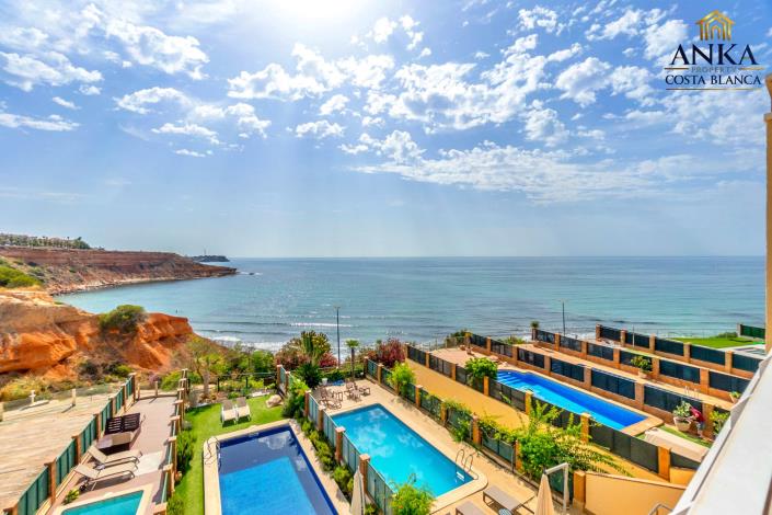 Image No.6-3 Bed Chalet for sale