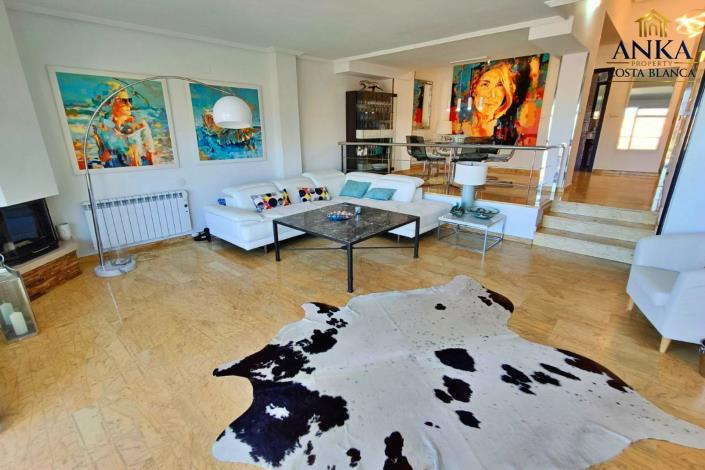 Image No.12-3 Bed Chalet for sale