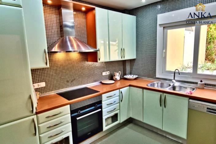 Image No.18-3 Bed Chalet for sale