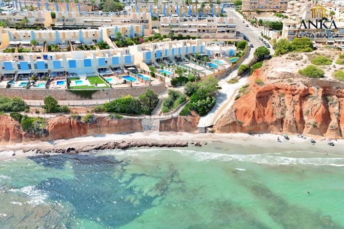 Image No.28-3 Bed Chalet for sale