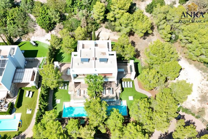 Image No.5-4 Bed Villa for sale