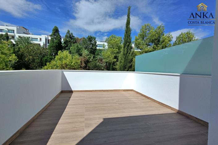 Image No.25-4 Bed Villa for sale