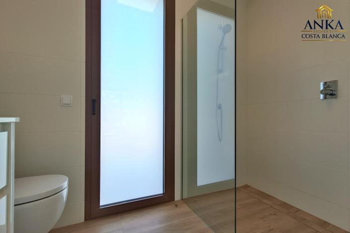 Image No.30-4 Bed Villa for sale