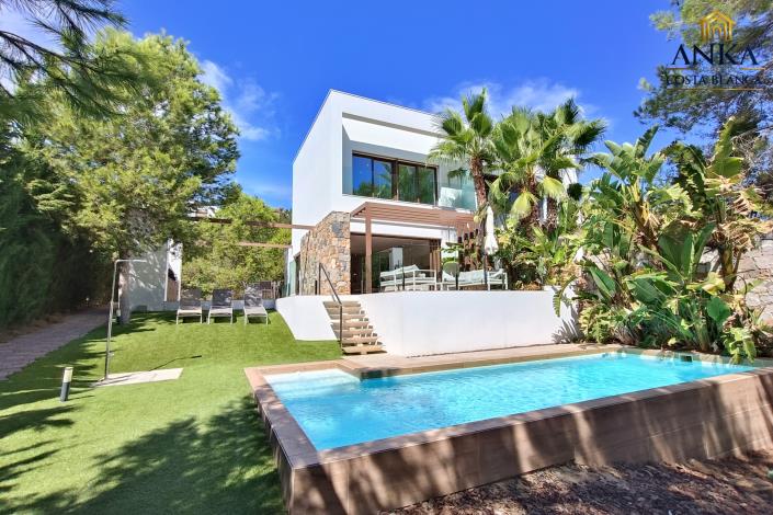 Image No.34-4 Bed Villa for sale