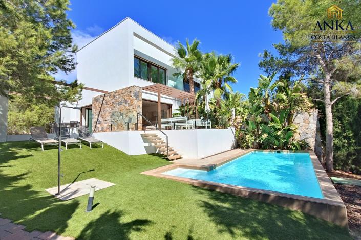 Image No.35-4 Bed Villa for sale