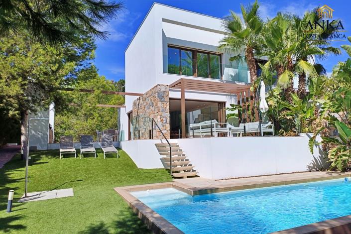 Image No.36-4 Bed Villa for sale