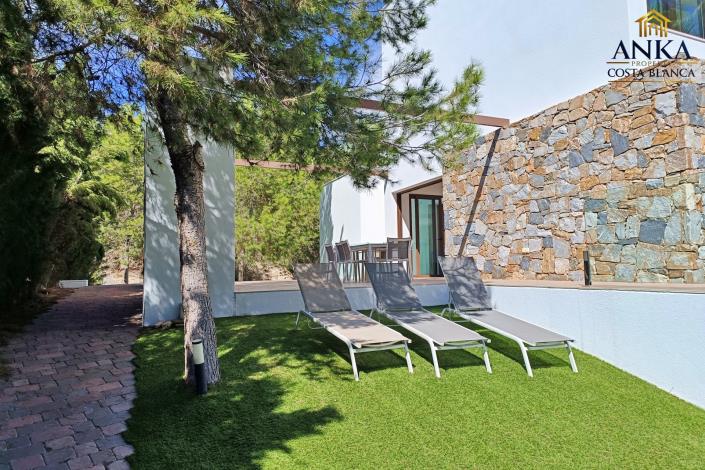 Image No.37-4 Bed Villa for sale