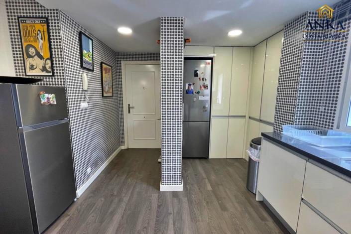 Image No.18-3 Bed Apartment for sale