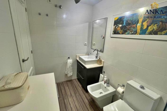 Image No.40-3 Bed Apartment for sale