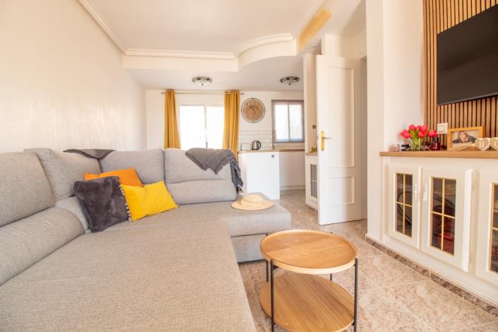 Image No.10-2 Bed Townhouse for sale