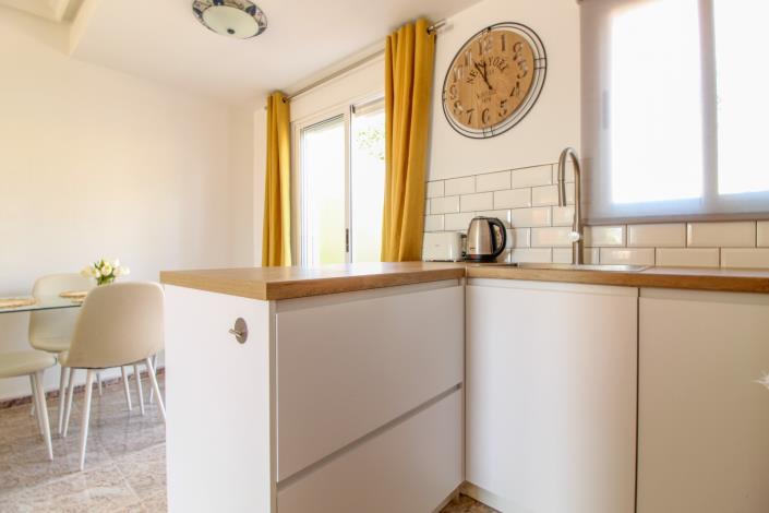 Image No.14-2 Bed Townhouse for sale