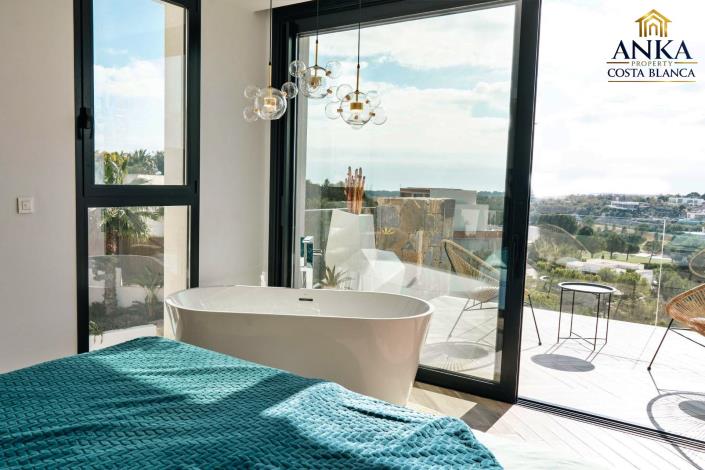 Image No.21-4 Bed Villa for sale