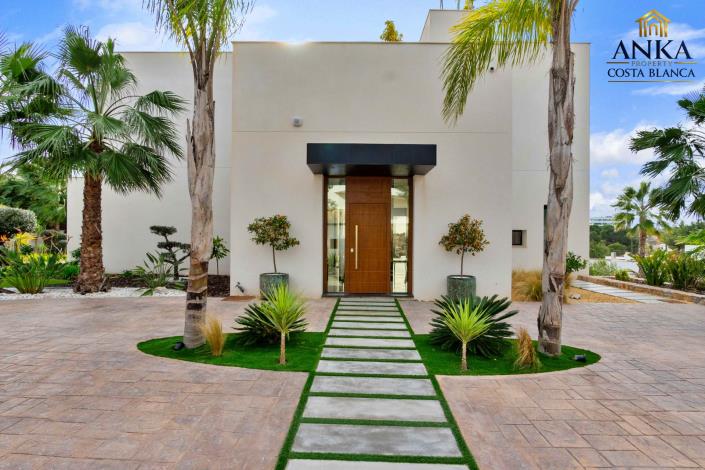 Image No.16-4 Bed Villa for sale