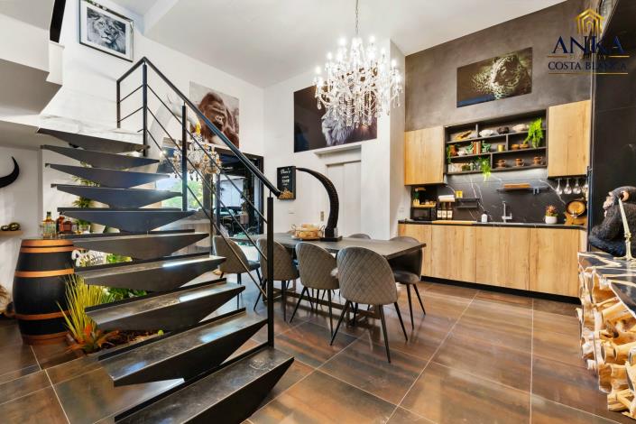 Image No.43-4 Bed Villa for sale