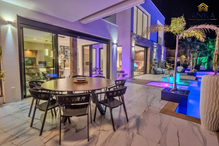 Image No.58-4 Bed Villa for sale