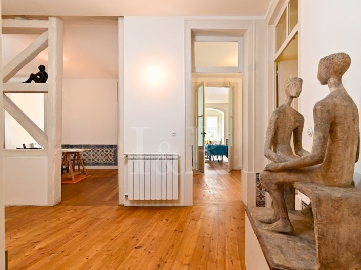 Image No.21-3 Bed Apartment for sale