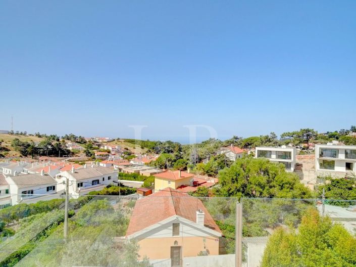 Image No.30-4 Bed House for sale