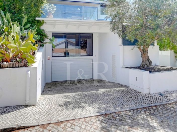 Image No.42-4 Bed House for sale